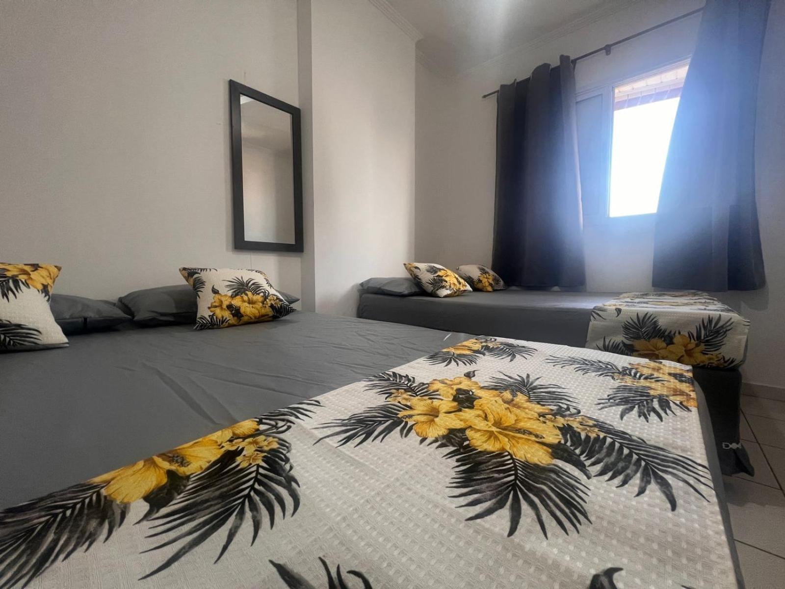 Lindo Apto 300M Praia Da Ocian E Centro - Vista Mar- Varanda Sacada - Wi-Fi 300 Mbps - Vaga De Garagem - Acomoda Ate 6 Pessoas Leilighet Praia Grande  Eksteriør bilde